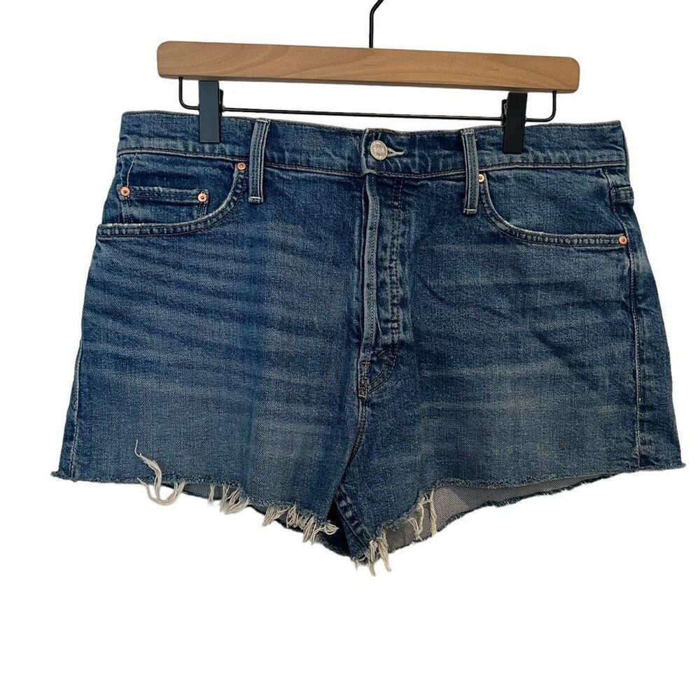 Mother Superior Tomcat Kick Fray Short Playing With Scissors Size 32